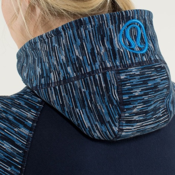 LULULEMON- Scuba Hoodie Stretch Lined Hood - Picture 6 of 13